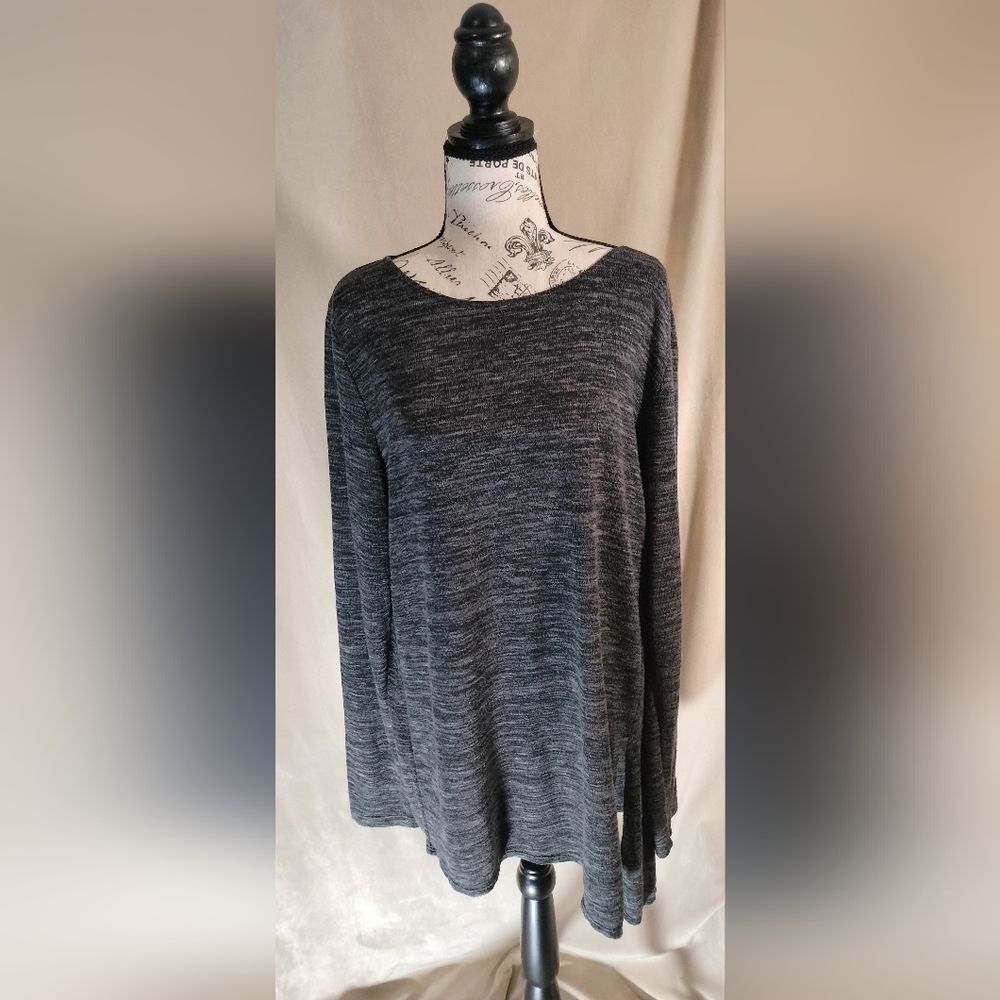 MAX STUDIO Dark Grey Long Sleeve Pullover Sweater w/Asymmetrical Hemline.Size XL